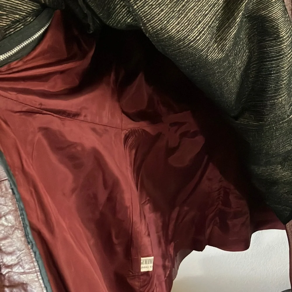 Vintage Burgundy Leather Button Up Jacket with Removable Winter Lining - Picture 10 of 14